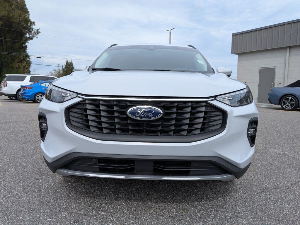 new 2026 Ford Escape PHEV car, priced at $32,455