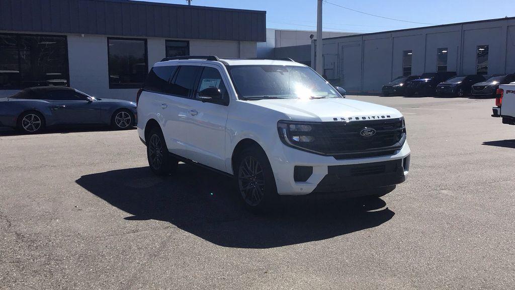 new 2025 Ford Expedition car, priced at $86,963