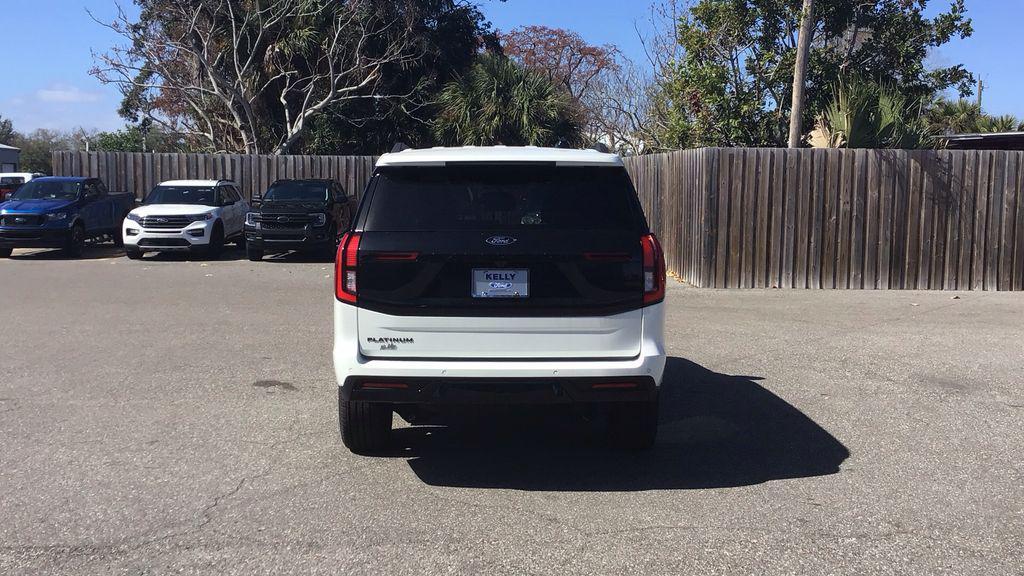 new 2025 Ford Expedition car, priced at $86,963