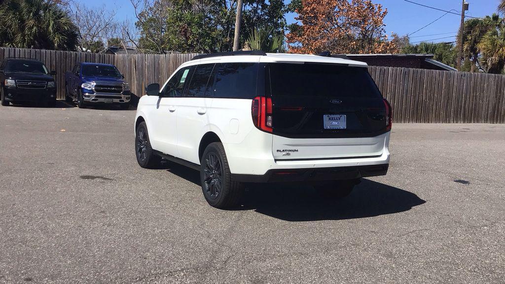 new 2025 Ford Expedition car, priced at $86,963