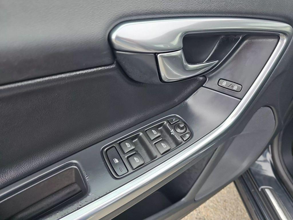 used 2015 Volvo V60 car, priced at $9,899