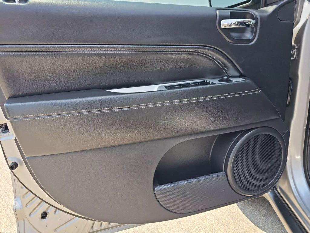 used 2016 Jeep Compass car, priced at $6,399