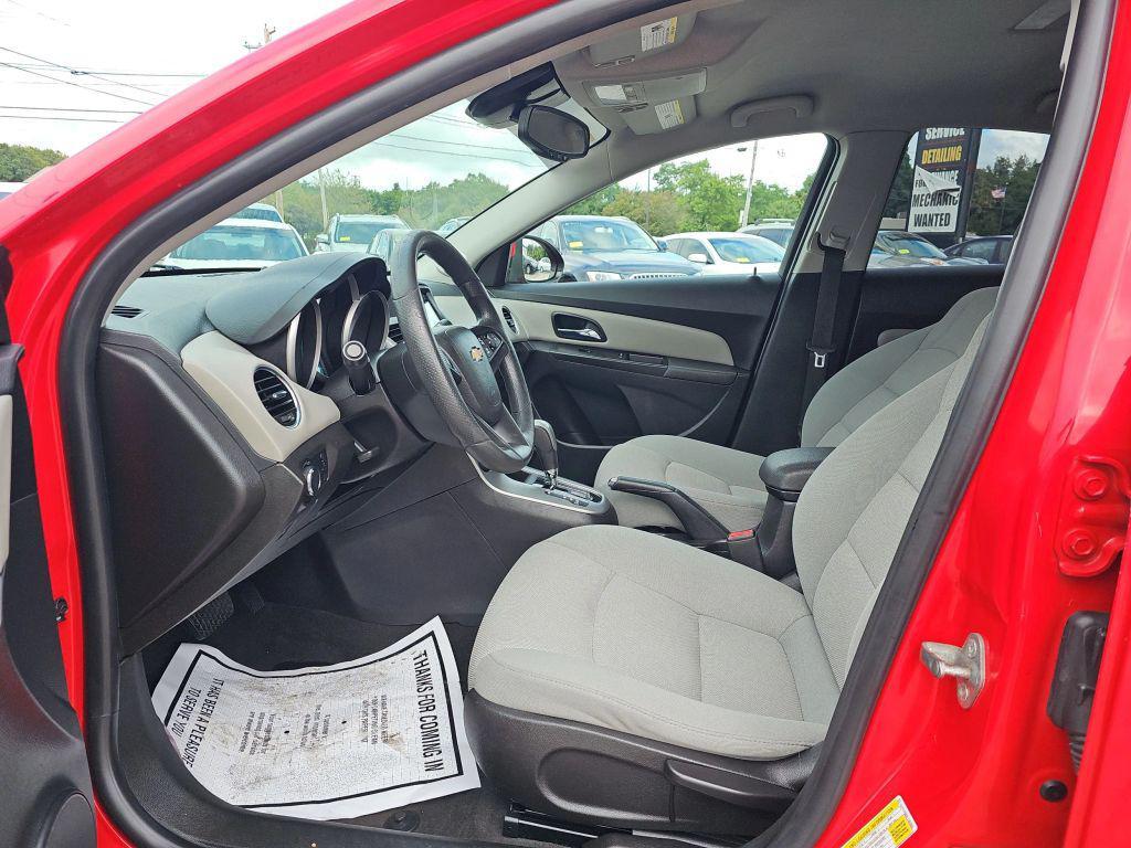 used 2015 Chevrolet Cruze car, priced at $6,499