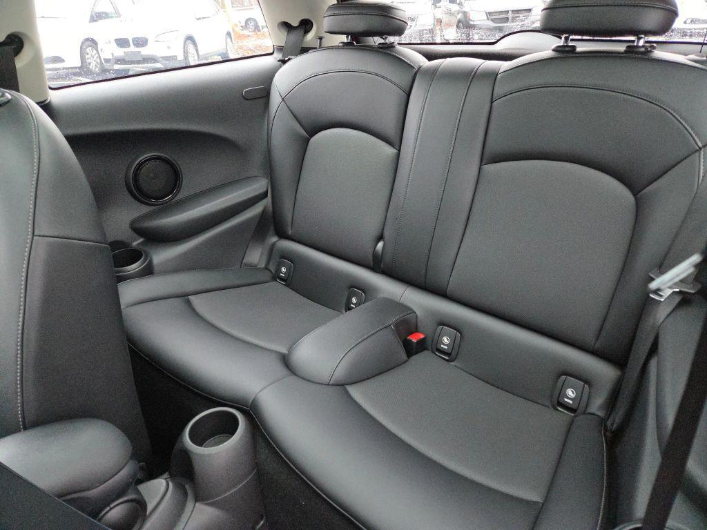 used 2018 MINI Hardtop car, priced at $7,499