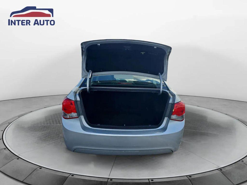 used 2014 Chevrolet Cruze car, priced at $5,699