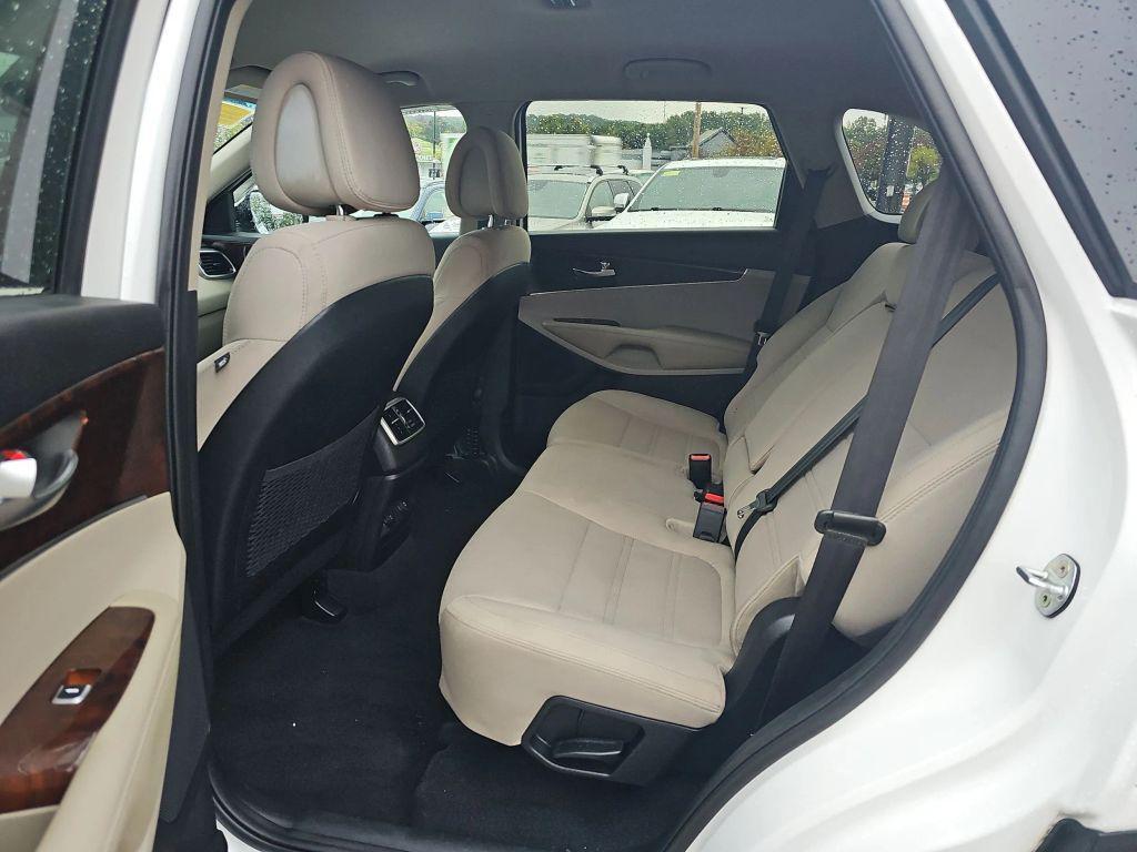 used 2016 Kia Sorento car, priced at $7,398