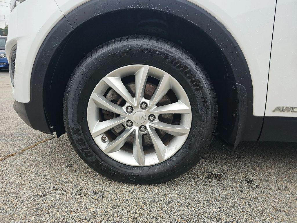 used 2016 Kia Sorento car, priced at $7,398