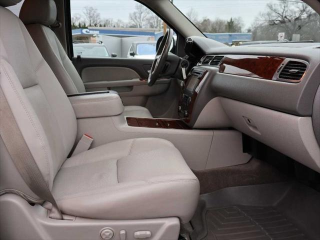 used 2014 Chevrolet Suburban car, priced at $12,995