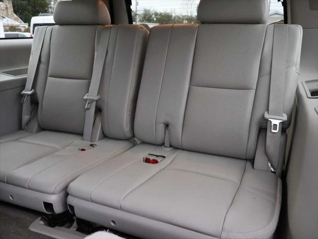 used 2014 Chevrolet Suburban car, priced at $12,995