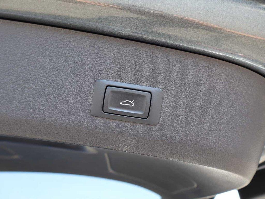 used 2015 Audi Q7 car, priced at $12,995