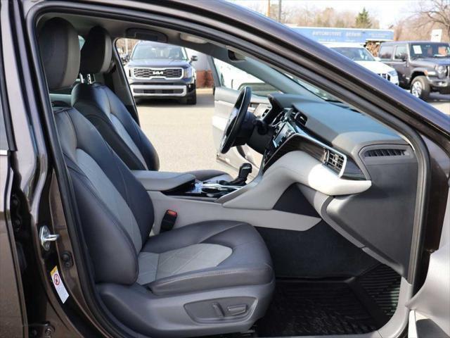 used 2018 Toyota Camry Hybrid car, priced at $22,995