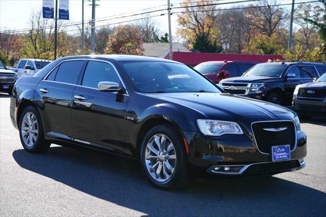2020 Gloss Black Chrysler 300