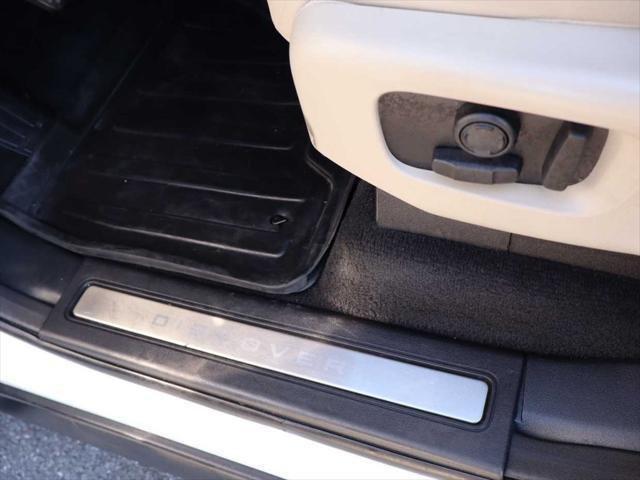 used 2018 Land Rover Discovery car, priced at $16,995