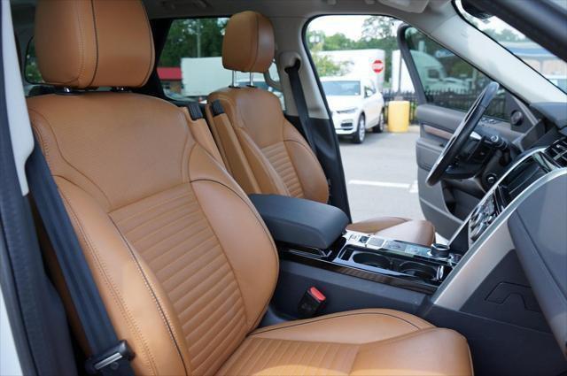 used 2020 Land Rover Discovery car, priced at $25,995