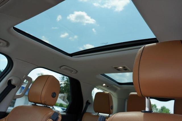 used 2020 Land Rover Discovery car, priced at $25,995