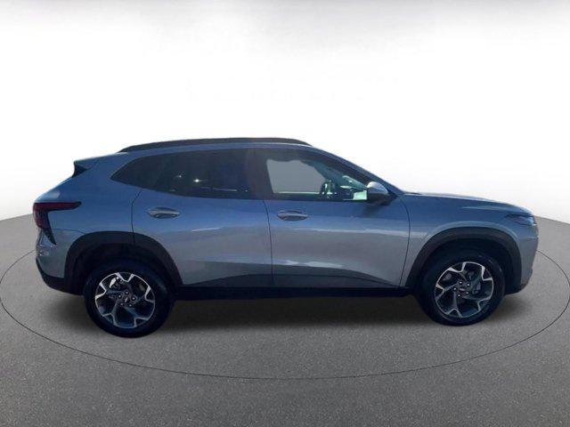 used 2025 Chevrolet Trax car, priced at $19,449