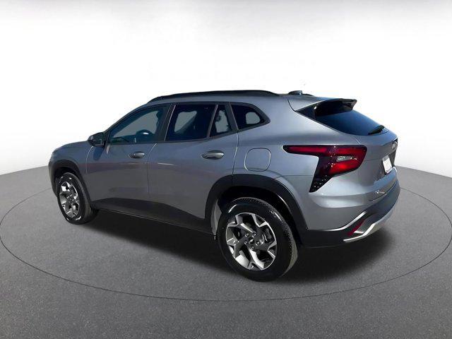 used 2025 Chevrolet Trax car, priced at $18,995