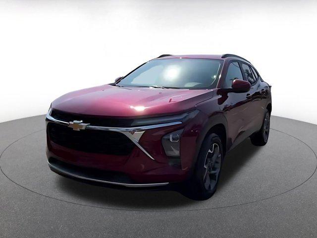 used 2025 Chevrolet Trax car, priced at $19,449