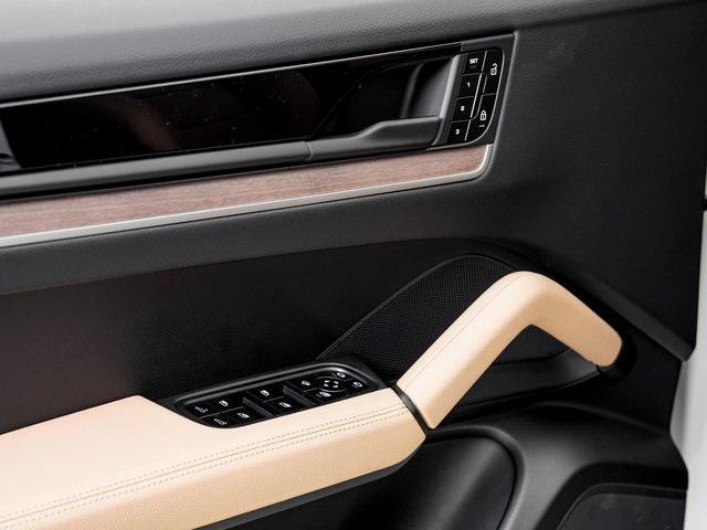 new 2026 Porsche Cayenne car