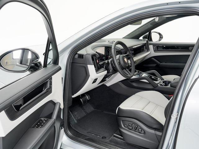 new 2026 Porsche Cayenne car