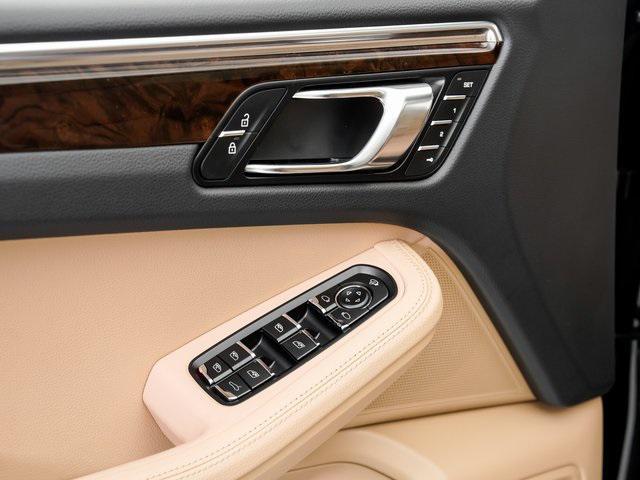 new 2026 Porsche Macan car