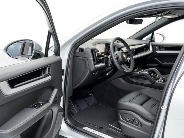 new 2026 Porsche Cayenne car
