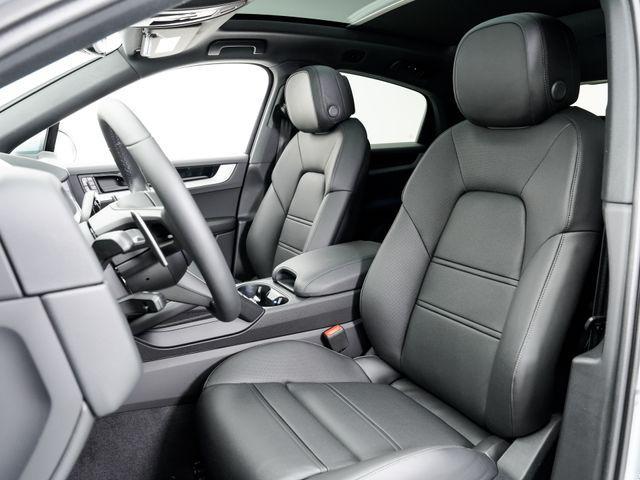 new 2026 Porsche Cayenne car