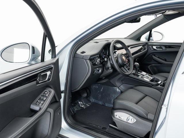 new 2026 Porsche Macan car