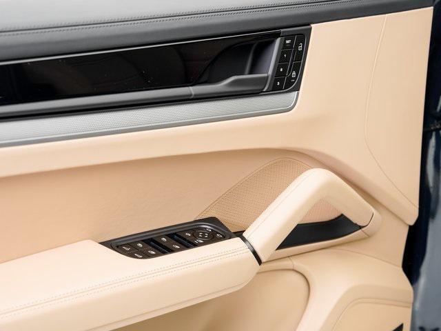 new 2026 Porsche Cayenne car