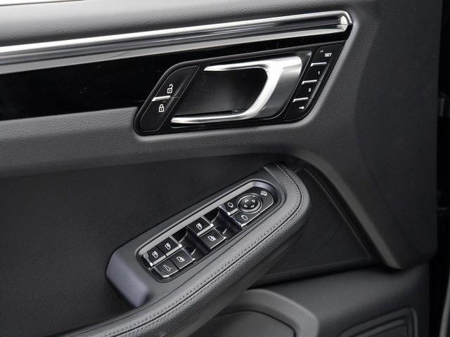 new 2026 Porsche Macan car