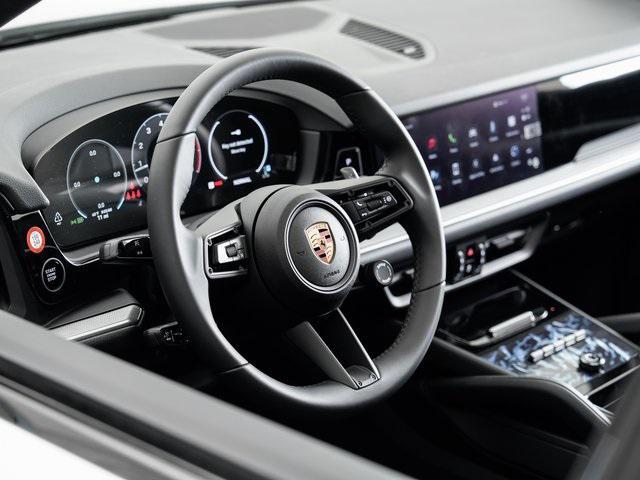 new 2025 Porsche Cayenne car, priced at $106,495