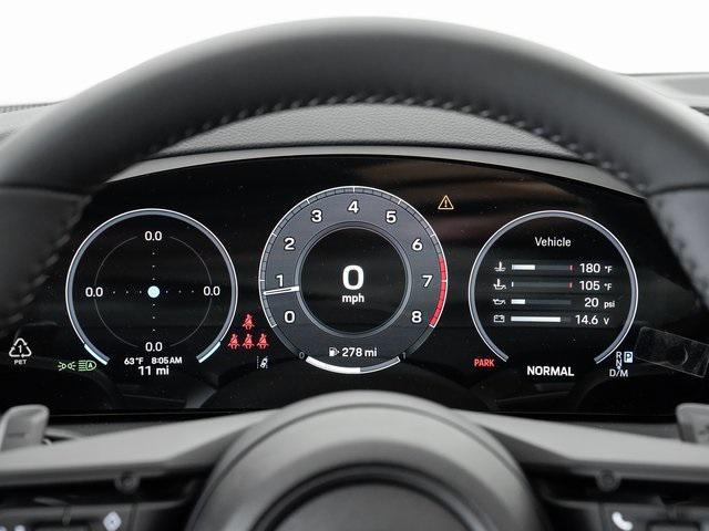 new 2025 Porsche Cayenne car, priced at $106,495