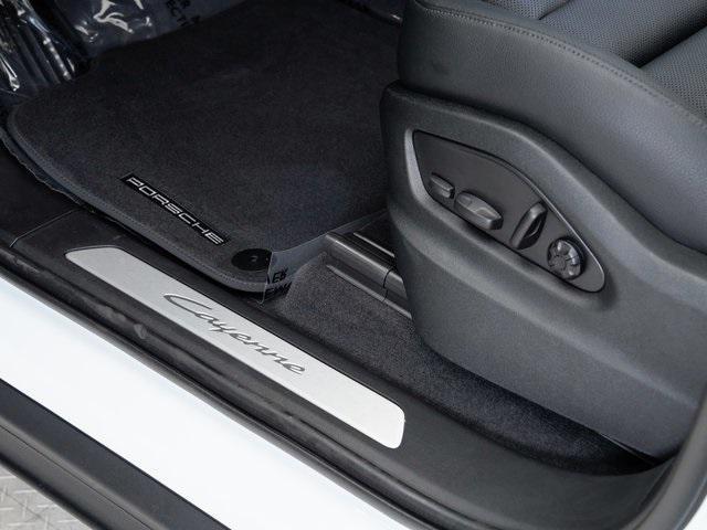 new 2025 Porsche Cayenne car, priced at $107,285