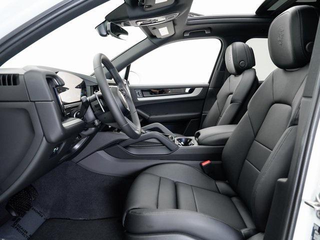 new 2025 Porsche Cayenne car, priced at $107,285