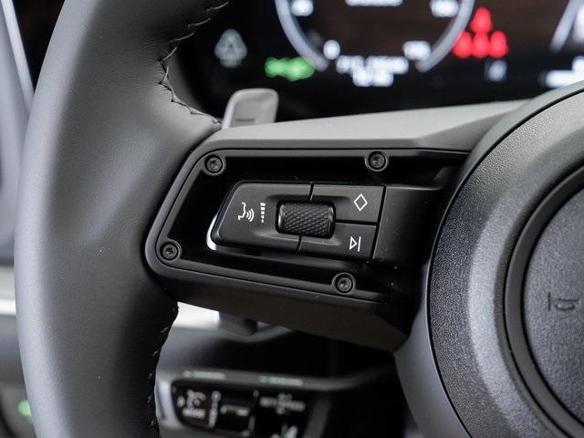 new 2025 Porsche Cayenne car, priced at $107,285