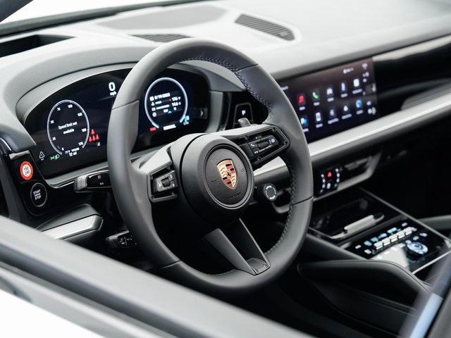 new 2025 Porsche Cayenne car, priced at $107,285