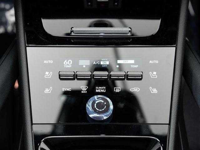 new 2025 Porsche Cayenne car, priced at $107,285