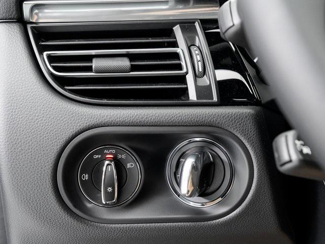 new 2026 Porsche Macan car