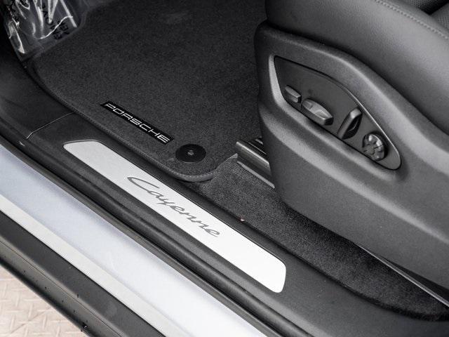 new 2026 Porsche Cayenne car