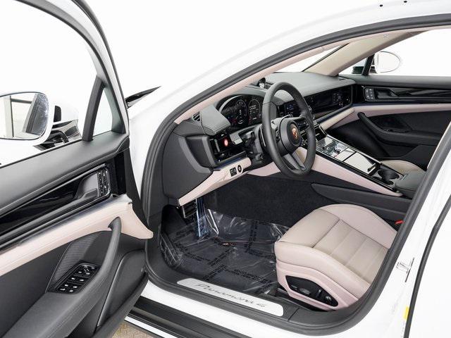 new 2026 Porsche Panamera car