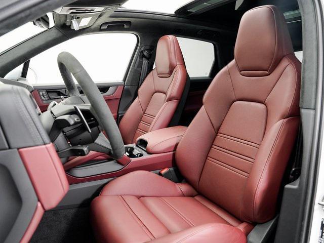 new 2026 Porsche Cayenne car