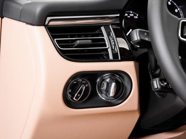 new 2026 Porsche Macan car