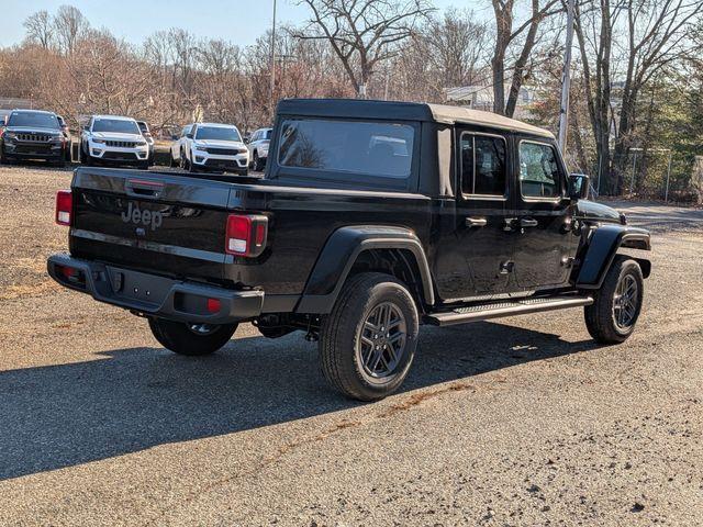 new 2026 Jeep Gladiator car