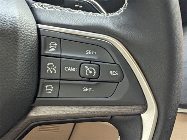 new 2025 Jeep Grand Cherokee car, priced at $46,881