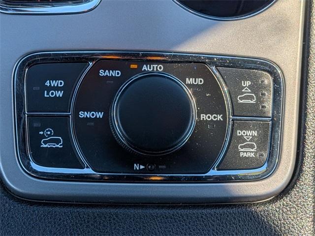 used 2021 Jeep Grand Cherokee car, priced at $33,999