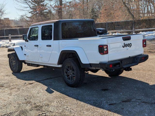 new 2026 Jeep Gladiator car