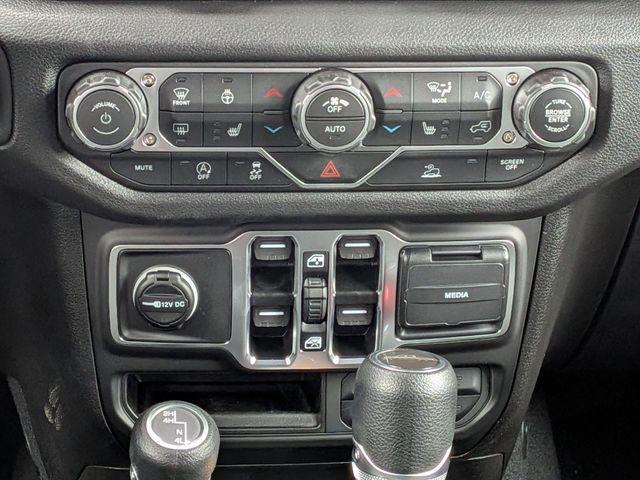 new 2026 Jeep Gladiator car