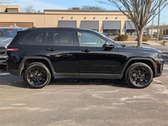 used 2024 Jeep Grand Cherokee car, priced at $33,499