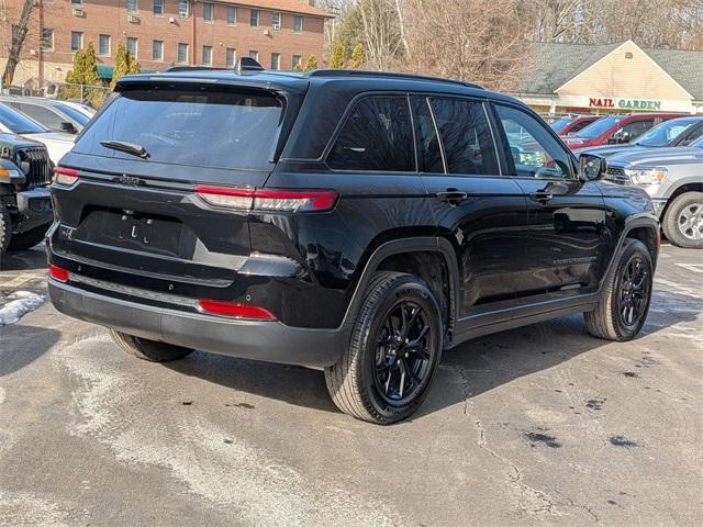used 2024 Jeep Grand Cherokee car, priced at $33,499