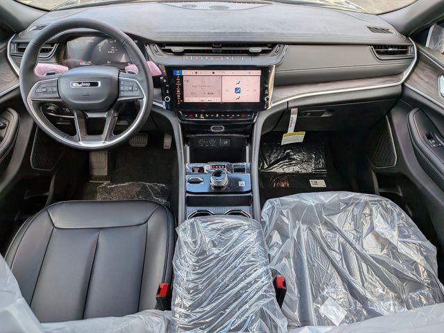 new 2026 Jeep Grand Cherokee car, priced at $49,500